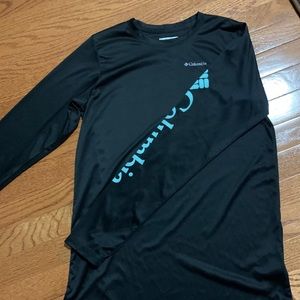 Long sleeve Columbia shirt
